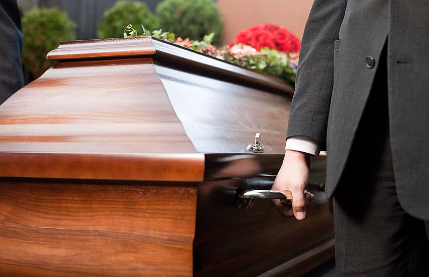 Burial Site Aesthetics – How Has the Approach to the Visual Setting of Funeral Ceremonies Changed?