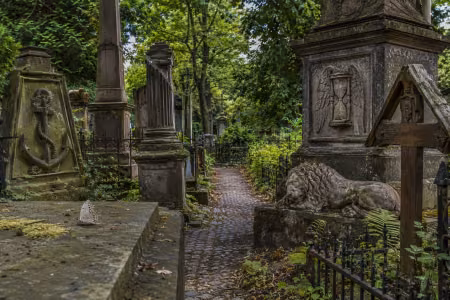 Cemetery Symbolism – What Gravestones Really Say
